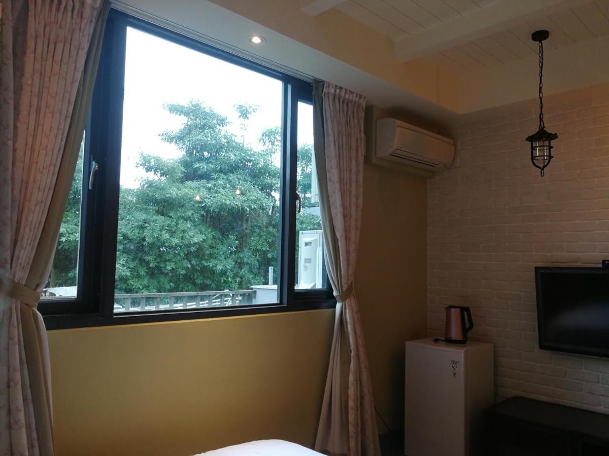 羅東夜市舒果shugo B&B 近清溝夜市 國旅卡特約店 配合手作早餐店及租車行 Luodong Exteriör bild