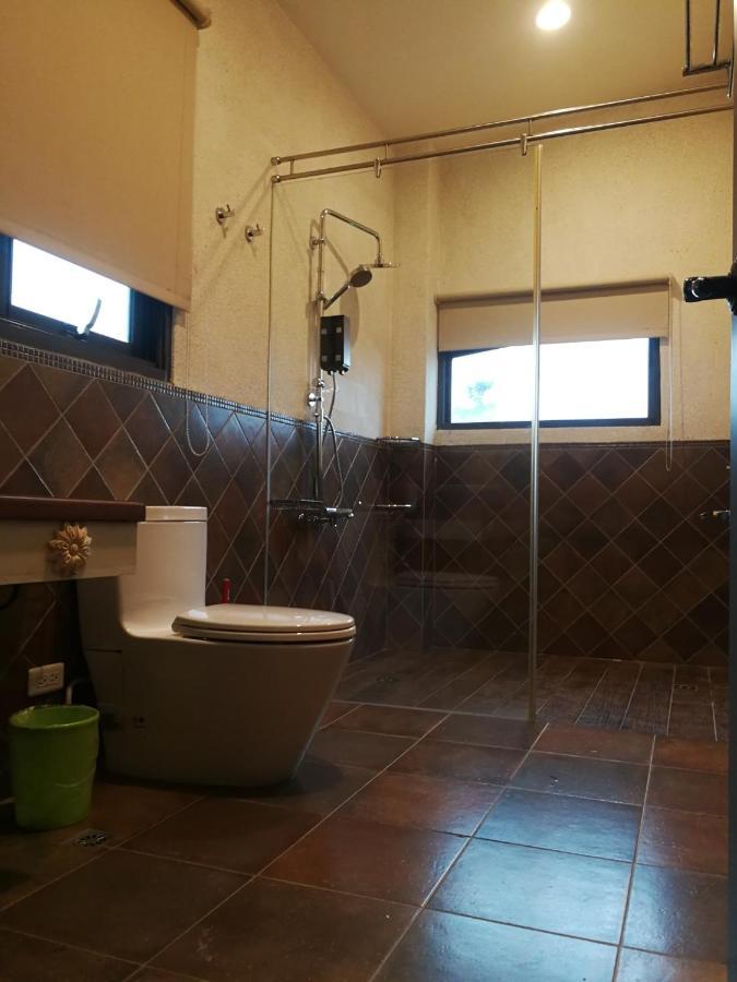 羅東夜市舒果shugo B&B 近清溝夜市 國旅卡特約店 配合手作早餐店及租車行 Luodong Exteriör bild