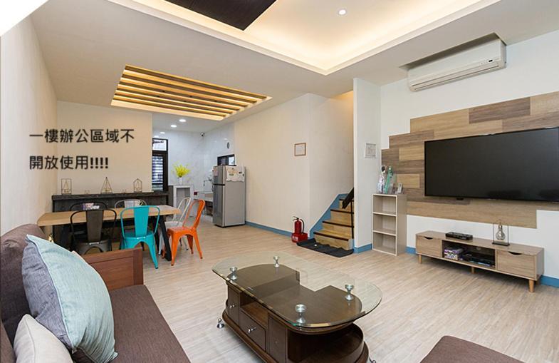 羅東夜市舒果shugo B&B 近清溝夜市 國旅卡特約店 配合手作早餐店及租車行 Luodong Exteriör bild